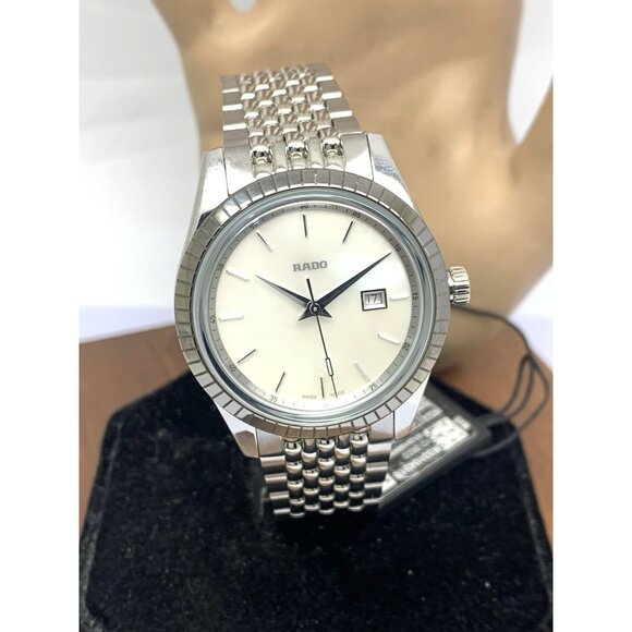 Rado Women\'s Watch R33104918 HyperChrome Swiss Quartz Mother of Pearl Dial 35mm main image 6